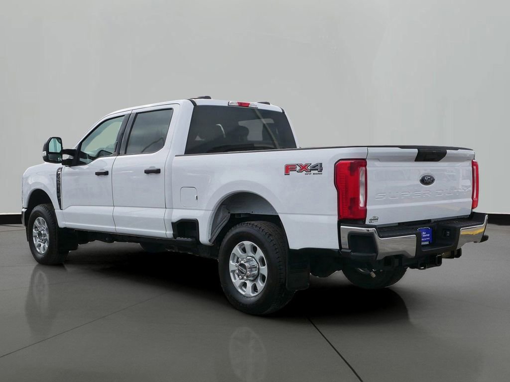 Certified 2023 Ford F250 XLT w/ FX4 Off-Road Package image 3