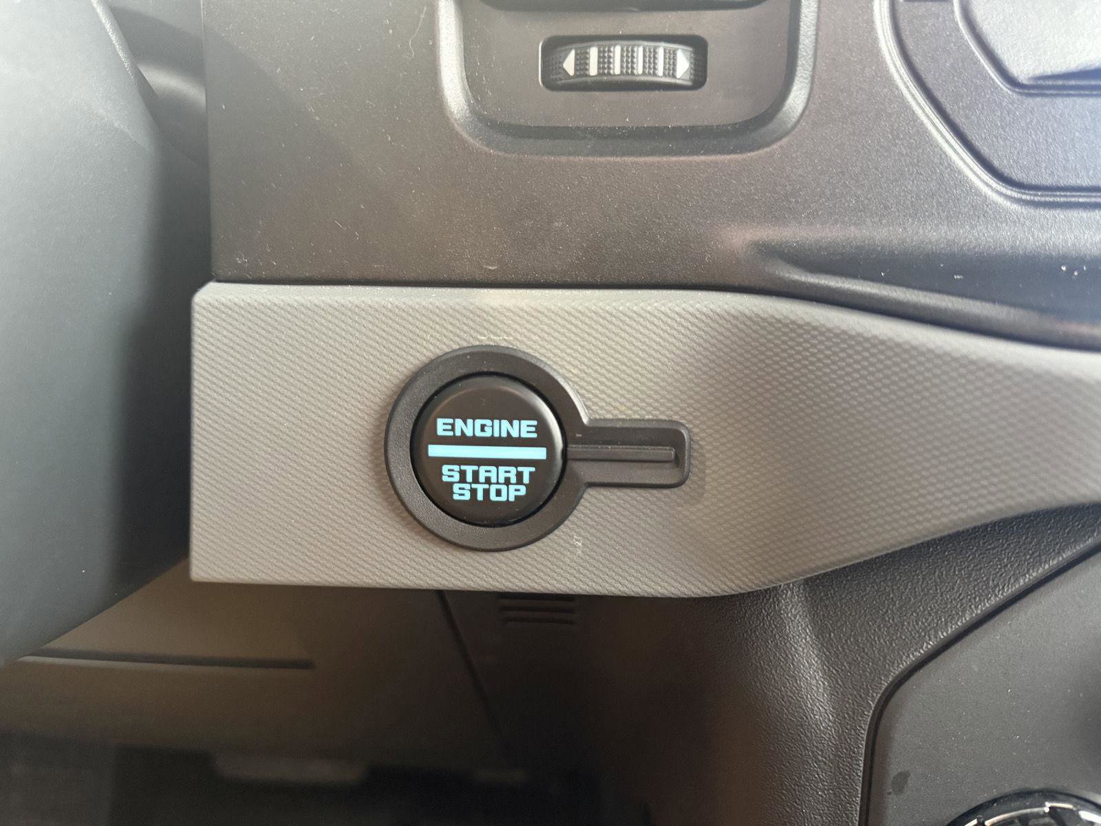 Certified 2023 Ford Bronco Black Diamond image 14