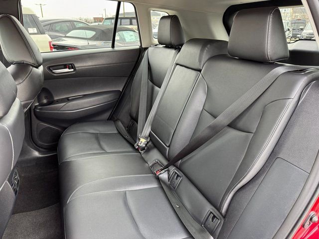 Used 2023 Toyota Corolla Cross XLE w/ Convenience Package image 16