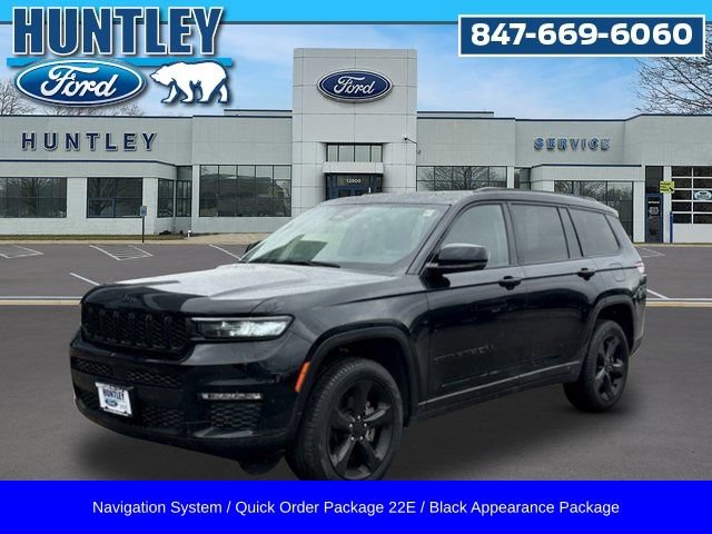 Used 2023 Jeep Grand Cherokee L Limited w/ Black Appearance Package AWD/4WD image 1