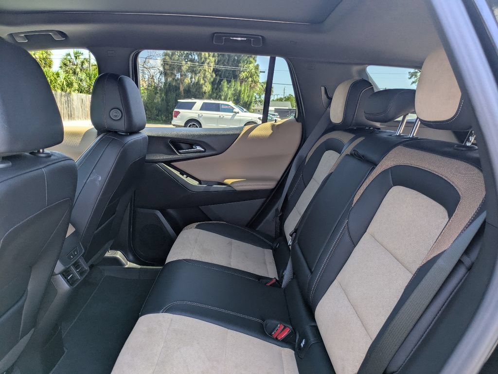 Used 2026 Chevrolet Equinox ACTIV w/ Convenience Package III FWD image 14