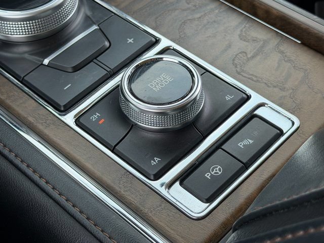 Certified 2019 Ford Expedition Platinum AWD/4WD image 23