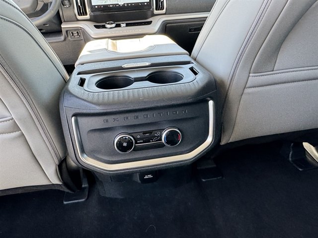 Certified 2025 Ford Expedition Active AWD/4WD image 21