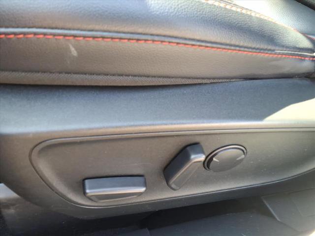 Certified 2022 Ford Escape SEL w/ SEL Stealth AWD Package image 20