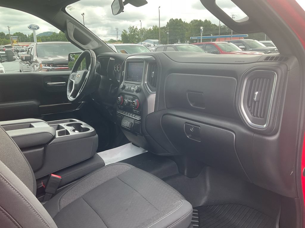 Used 2020 Chevrolet Silverado 1500 LT w/ All-Star Edition AWD/4WD image 11