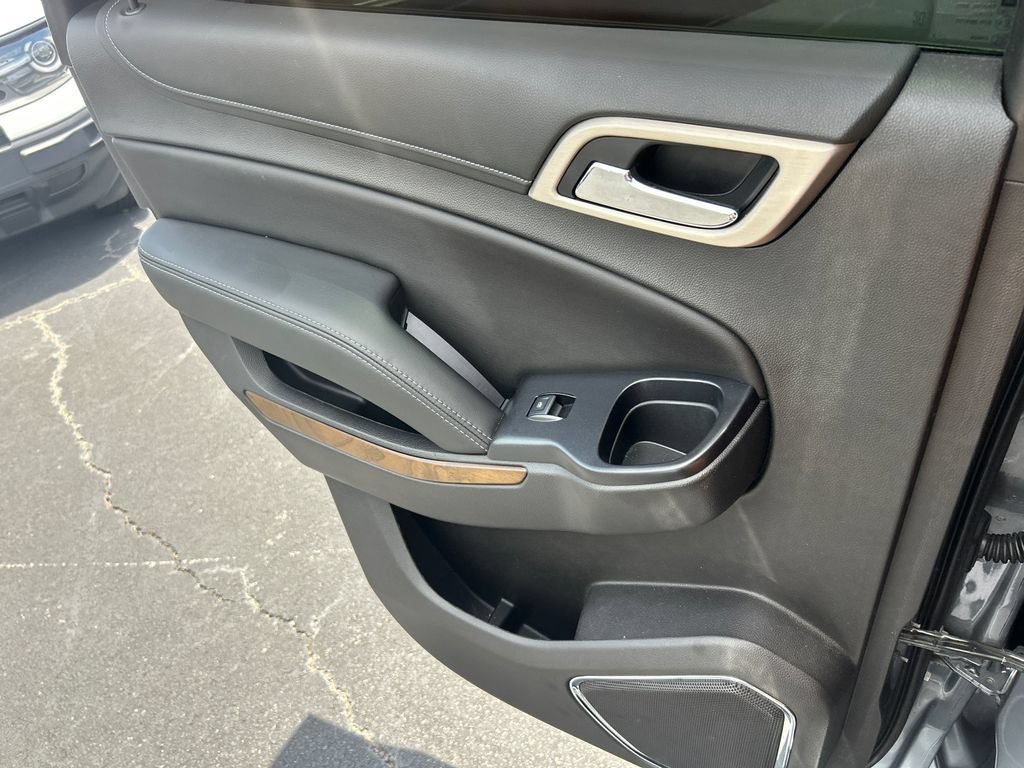 Used 2019 GMC Yukon Denali w/ Denali Ultimate Package AWD/4WD image 25