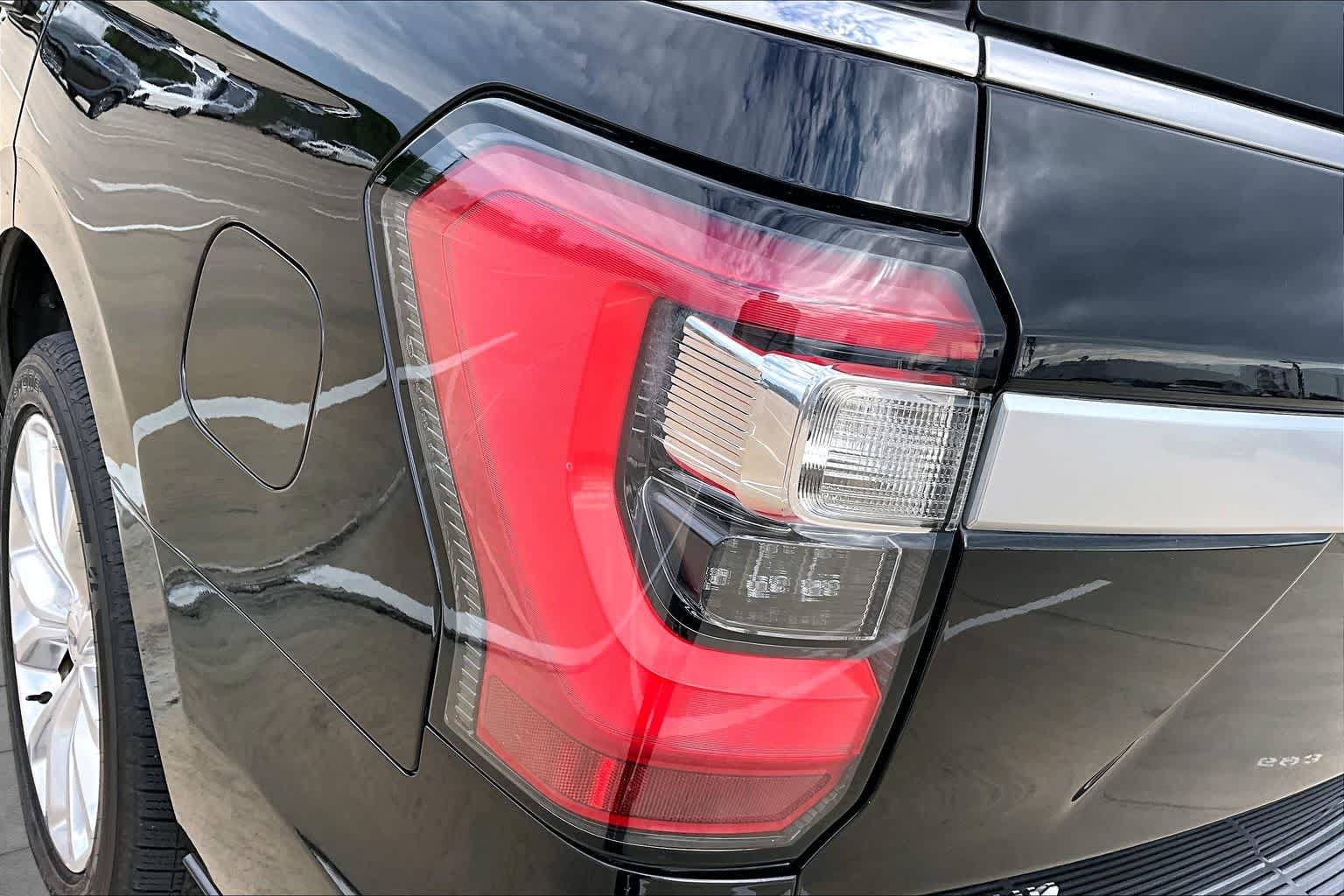 Certified 2019 Ford Expedition Platinum RWD image 28