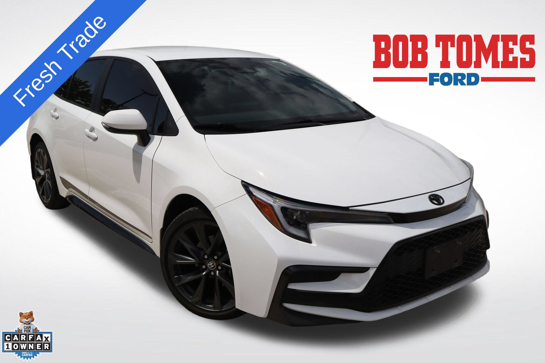 Used 2025 Toyota Corolla SE FWD image 1