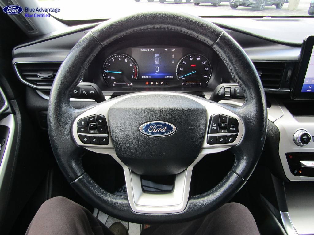 Certified 2022 Ford Explorer XLT w/ Equipment Group 202A AWD/4WD image 17
