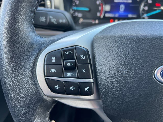 Certified 2023 Ford Explorer Limited w/ Equipment Group 301A AWD/4WD image 18