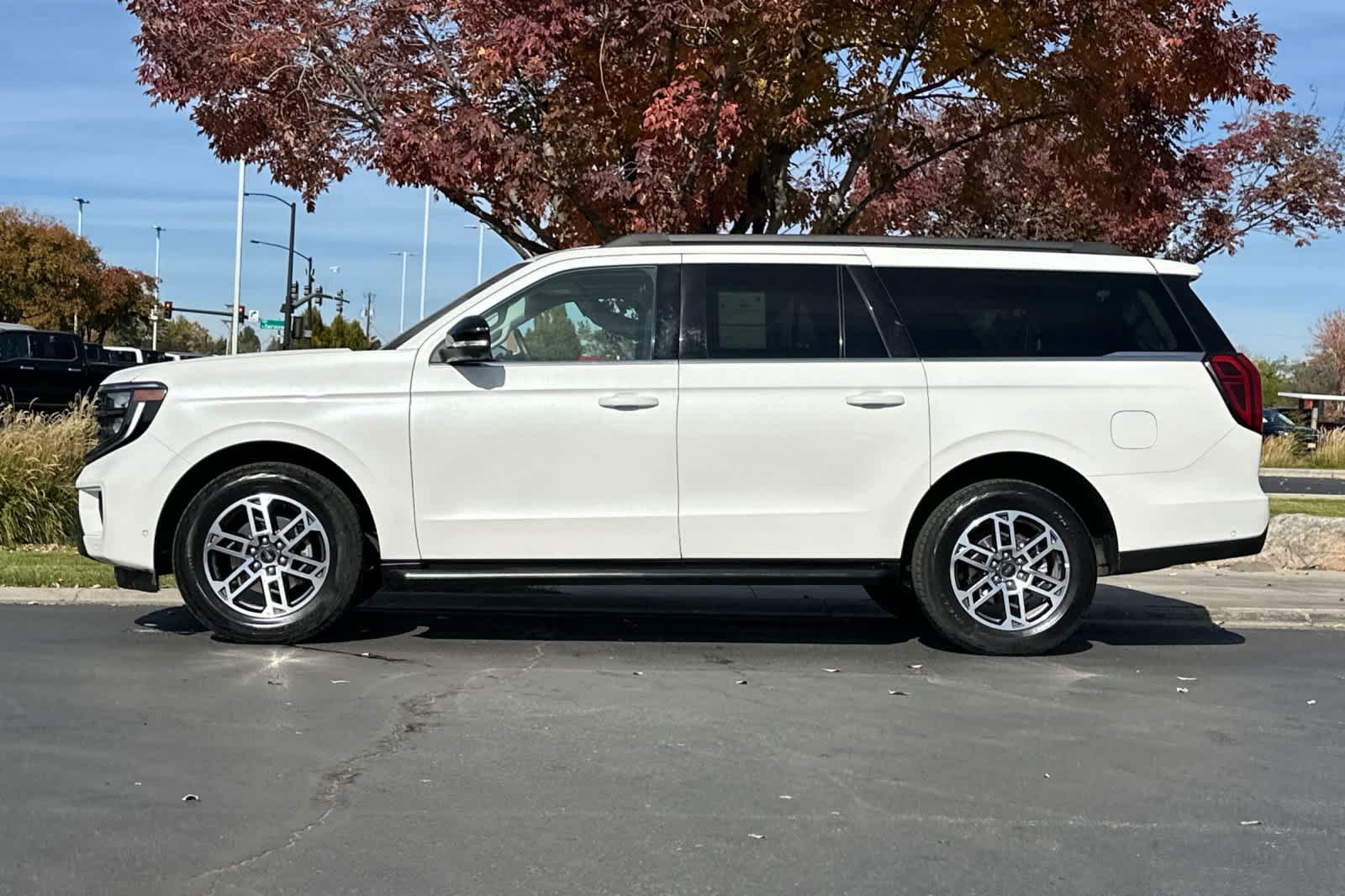 Certified 2025 Ford Expedition Max Active AWD/4WD image 5