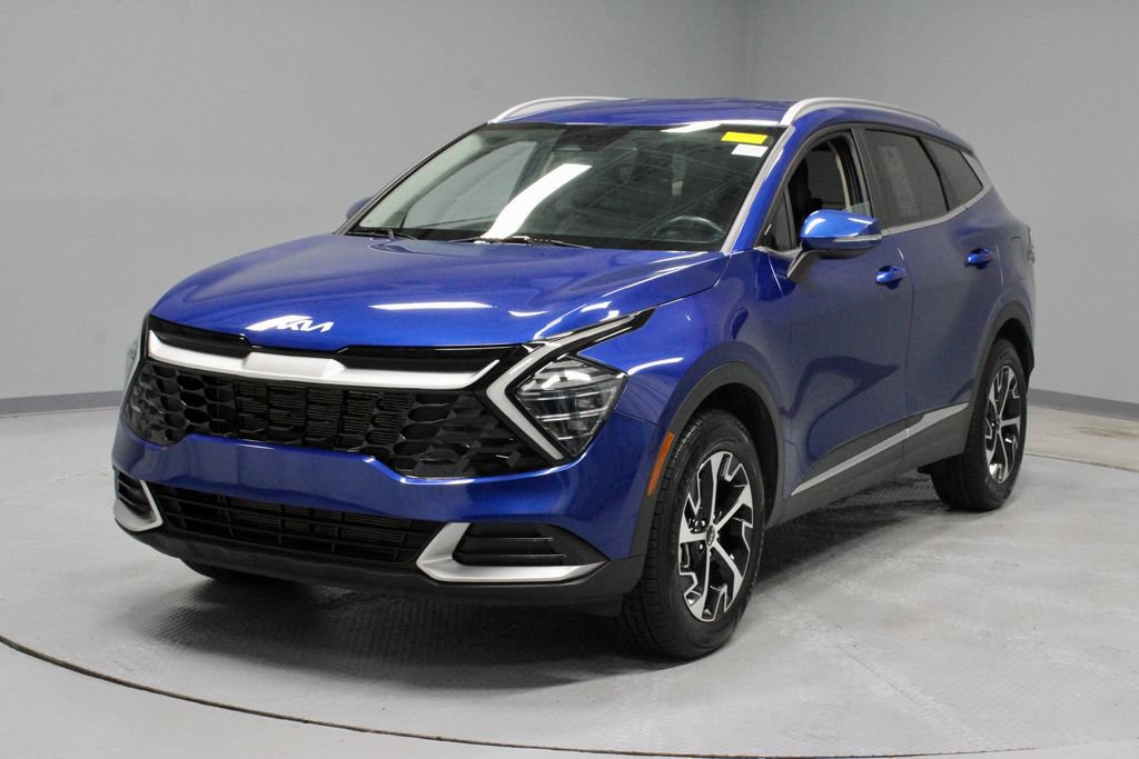 Used 2024 Kia Sportage EX AWD/4WD image 8