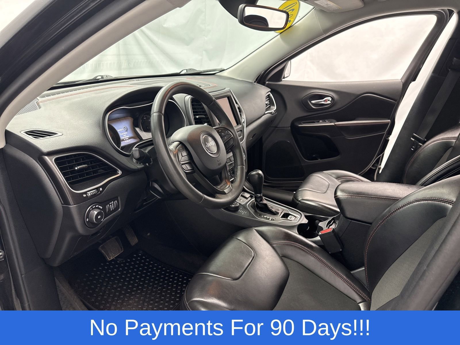 Used 2020 Jeep Cherokee Trailhawk w/ Trailer Tow Group image 12