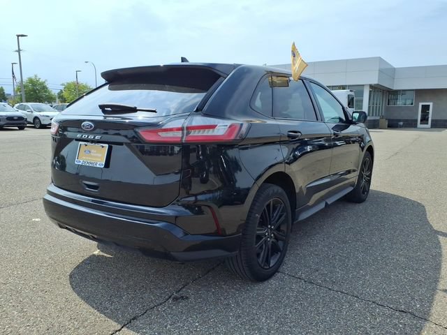 Certified 2024 Ford Edge ST-Line AWD/4WD image 7