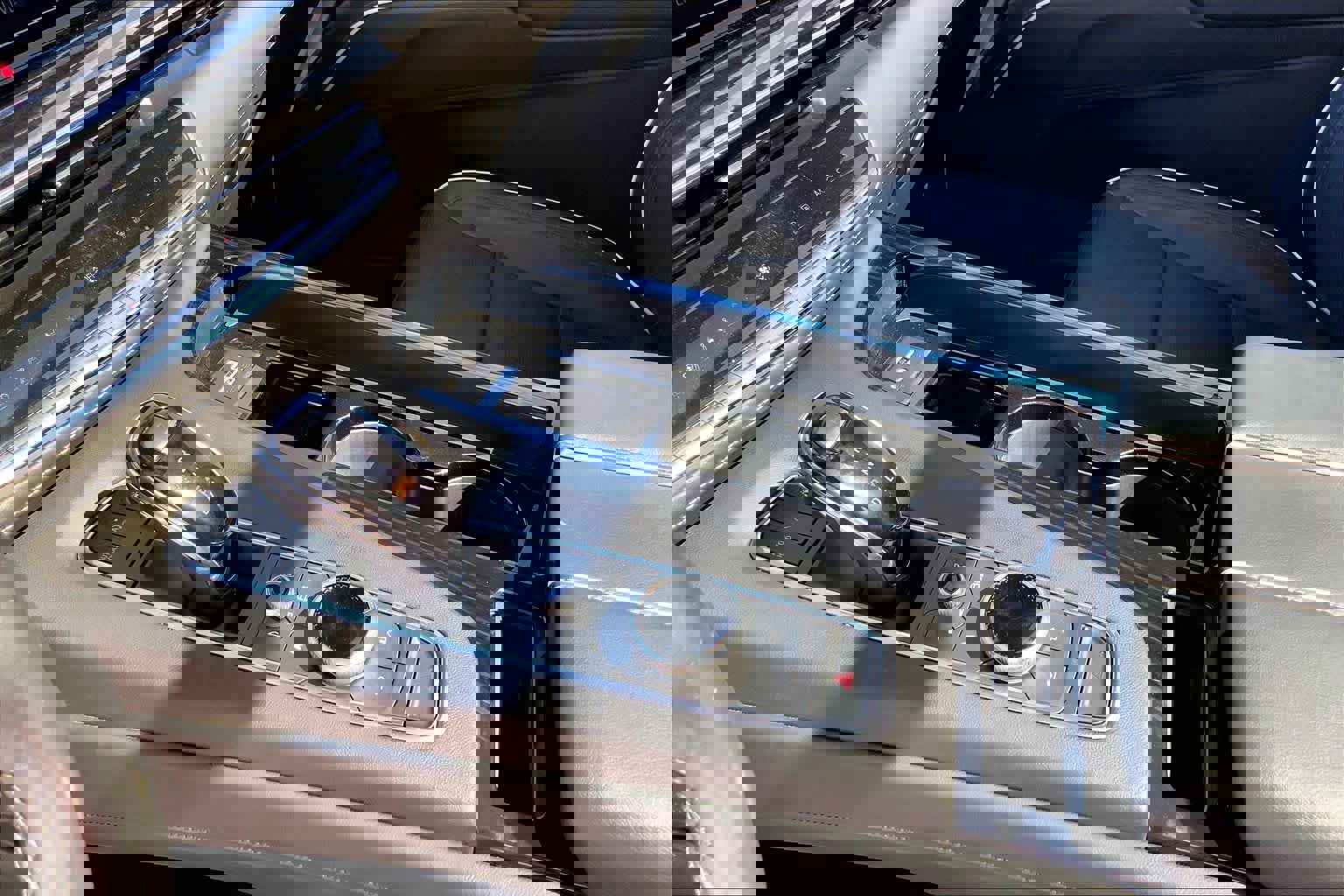 Used 2022 Cadillac Escalade Sport image 17