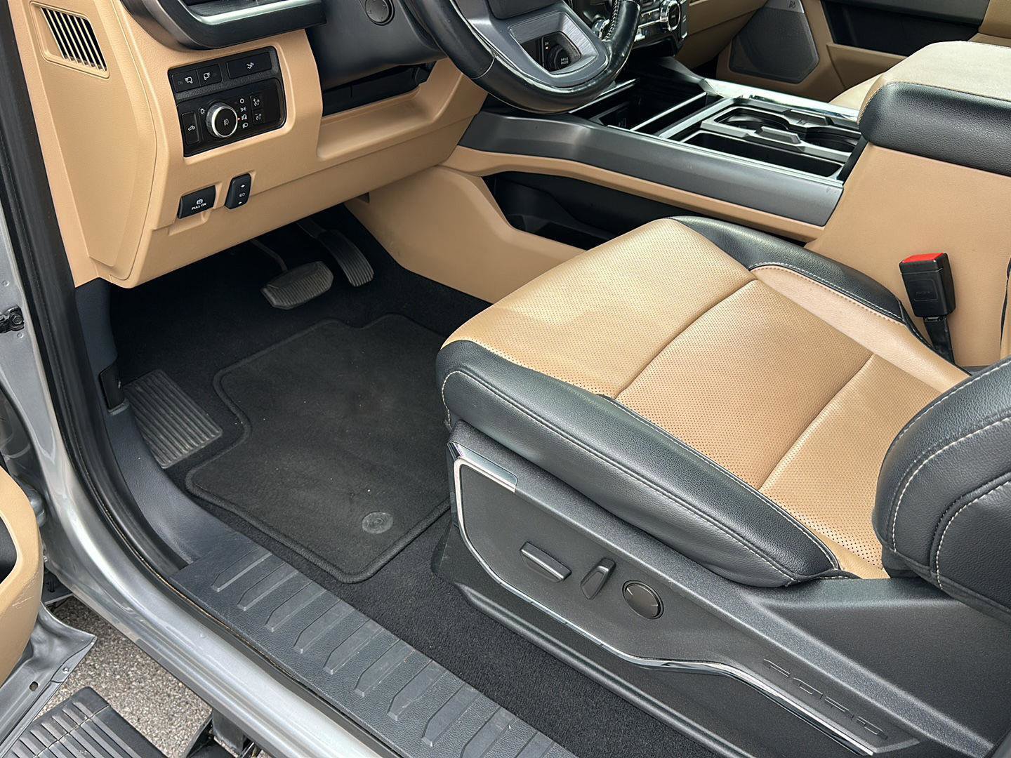 Certified 2023 Ford F250 Lariat AWD/4WD image 13