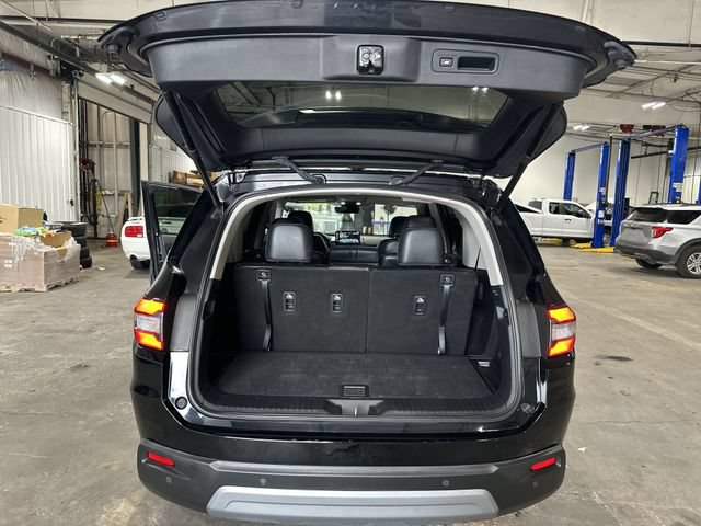 Used 2025 Honda Pilot EX-L image 25