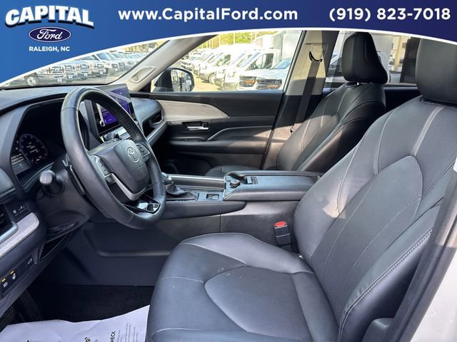 Used 2024 Toyota Grand Highlander Platinum image 23