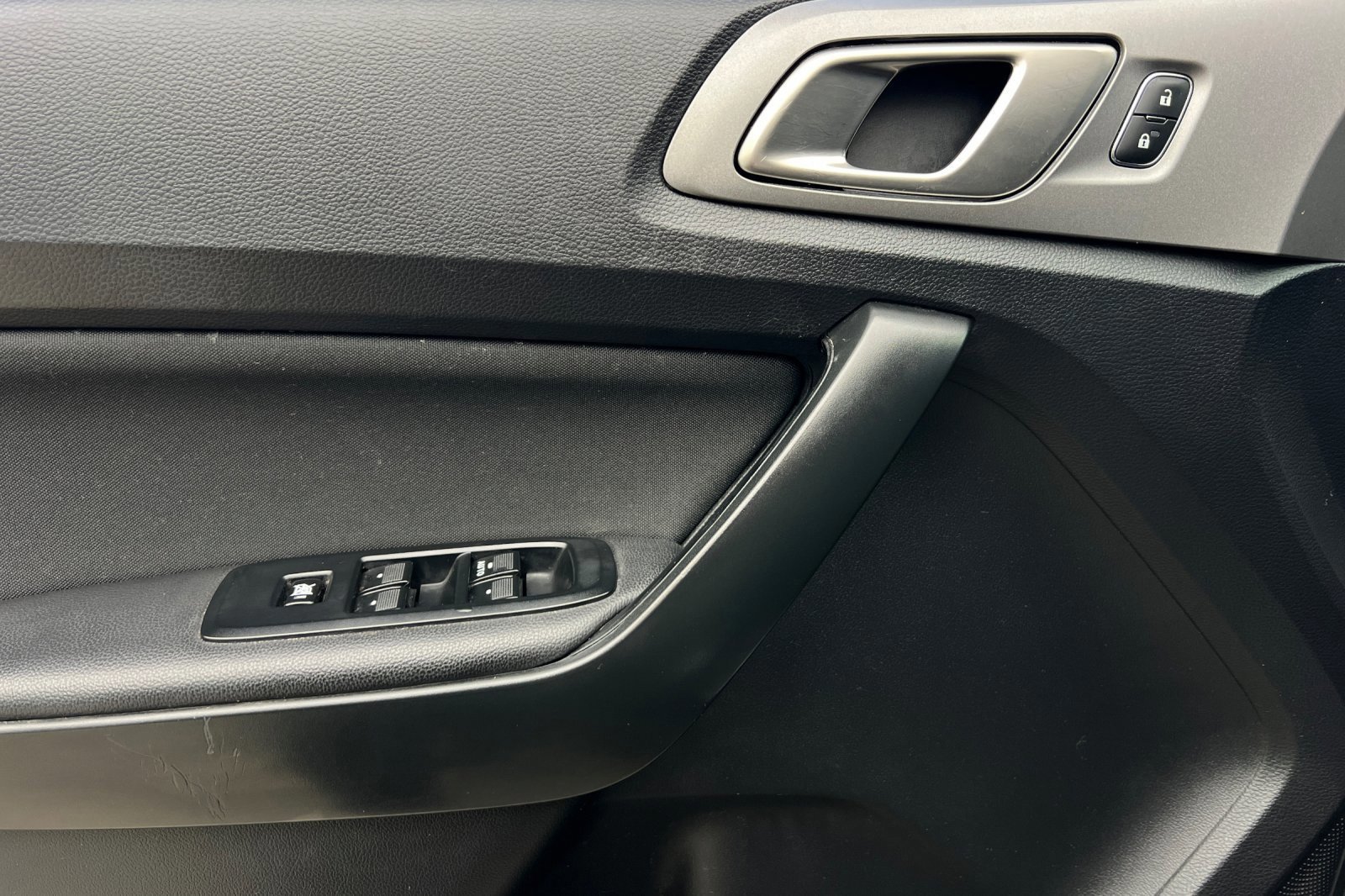 Certified 2020 Ford Ranger XLT w/ Equipment Group 301A Mid image 10