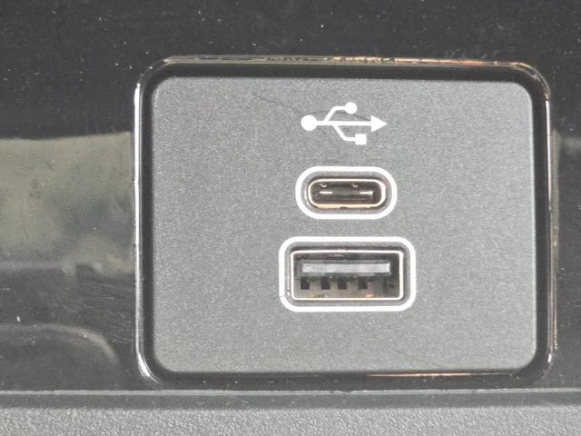 Certified 2025 Ford Mustang Mach-E GT AWD/4WD image 31