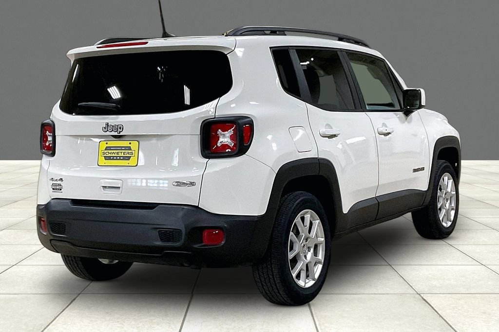 Used 2019 Jeep Renegade Latitude w/ Cold Weather Group AWD/4WD image 12