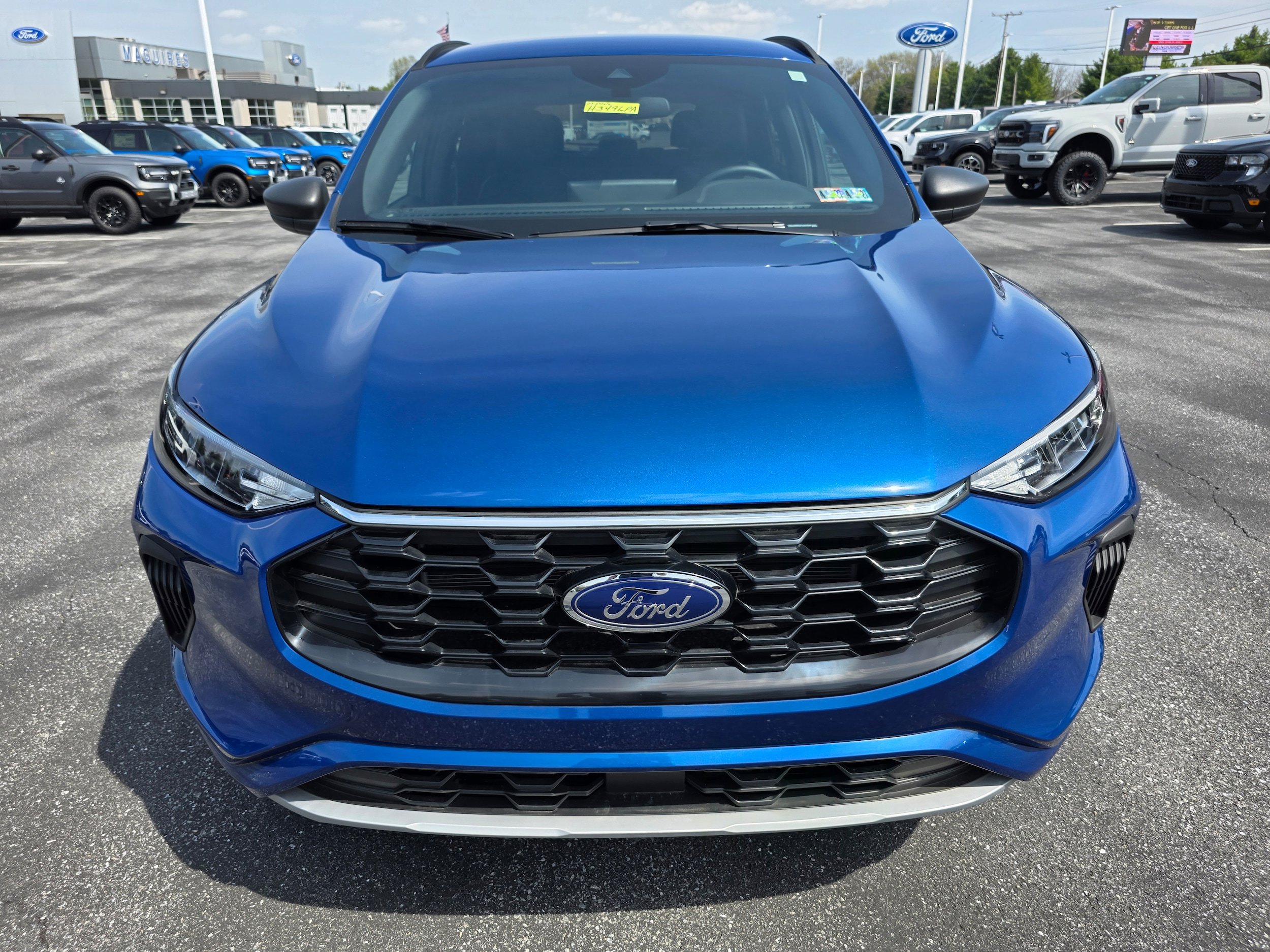 Certified 2023 Ford Escape ST-Line w/ Tech Pack #1 AWD/4WD image 8
