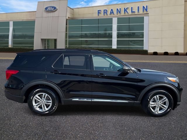 Certified 2023 Ford Explorer XLT RWD image 8