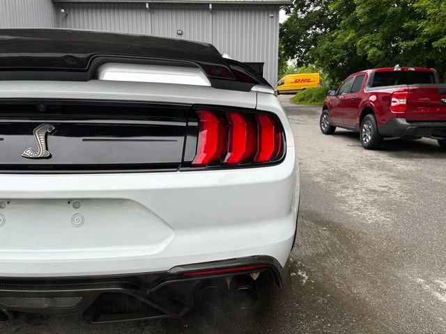 Certified 2021 Ford Mustang Shelby GT500 w/ Technology Package RWD image 8