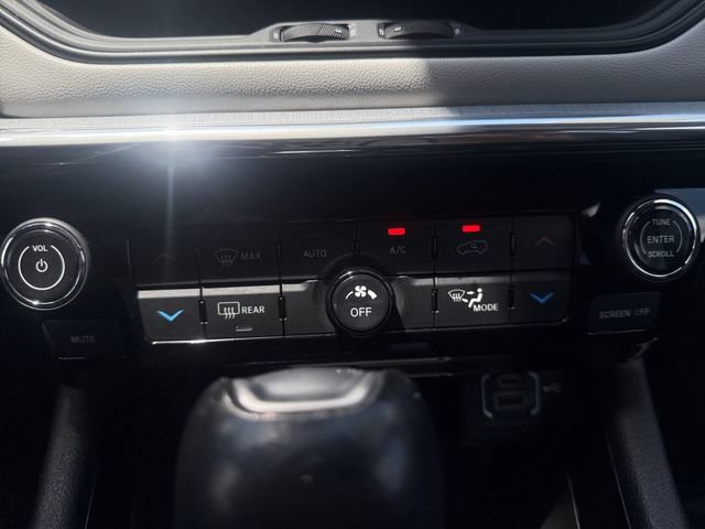 Used 2024 Jeep Compass Limited AWD/4WD image 9
