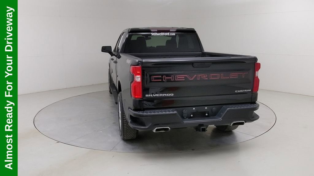 Used 2021 Chevrolet Silverado 1500 Custom image 15