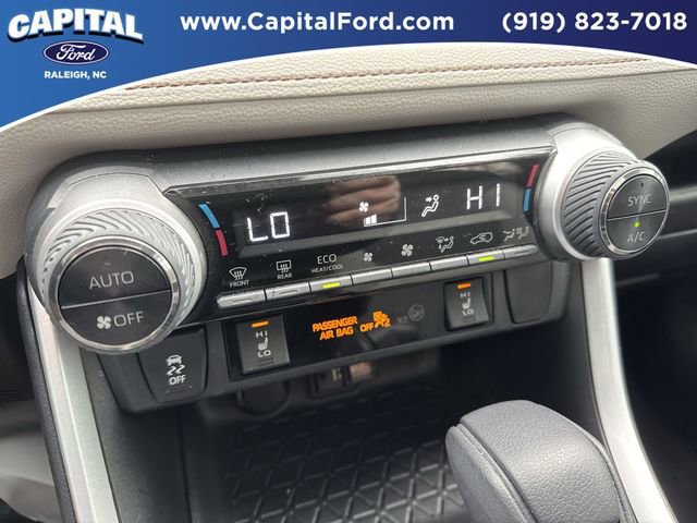 Used 2019 Toyota RAV4 XLE image 29