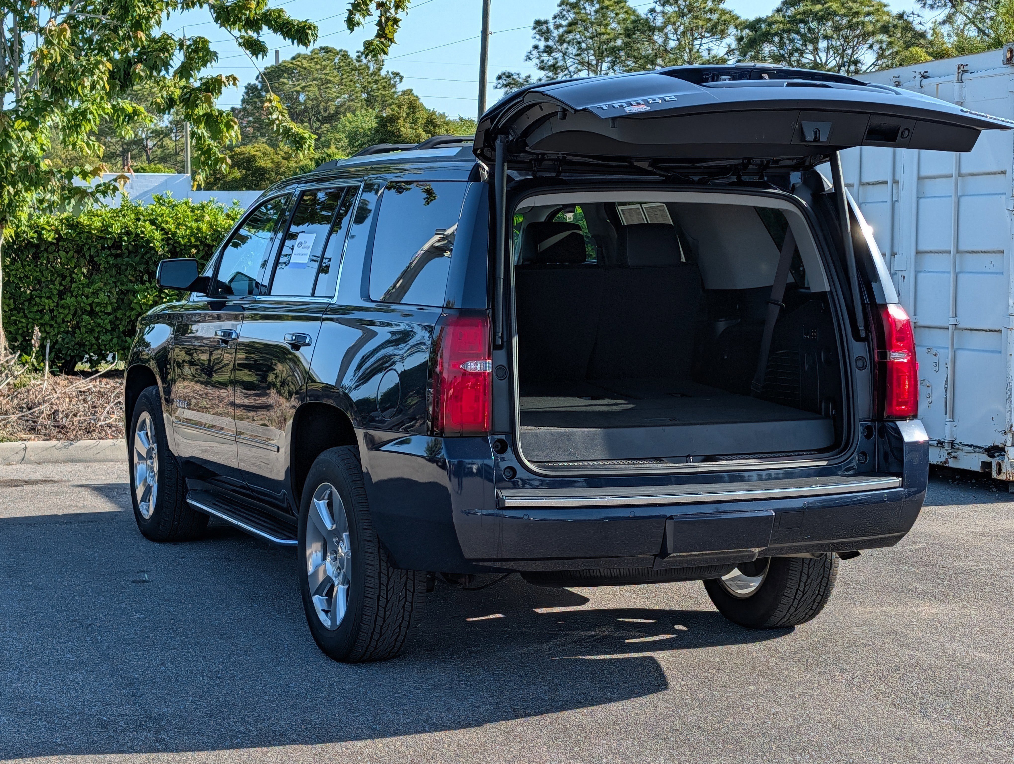 Used 2020 Chevrolet Tahoe Premier w/ Max Trailering Package video 3