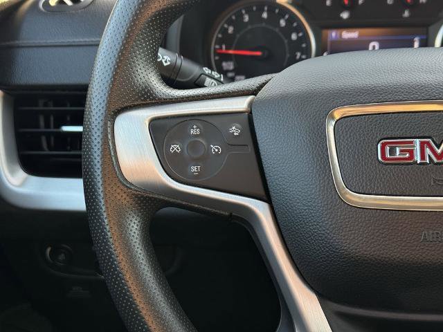 Used 2024 GMC Terrain SLE w/ Driver Convenience Package image 21