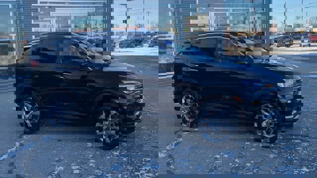 Used 2021 Buick Encore GX Select w/ Experience Buick Package image 3