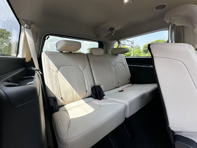 Certified 2024 Ford Expedition Max Platinum AWD/4WD image 39