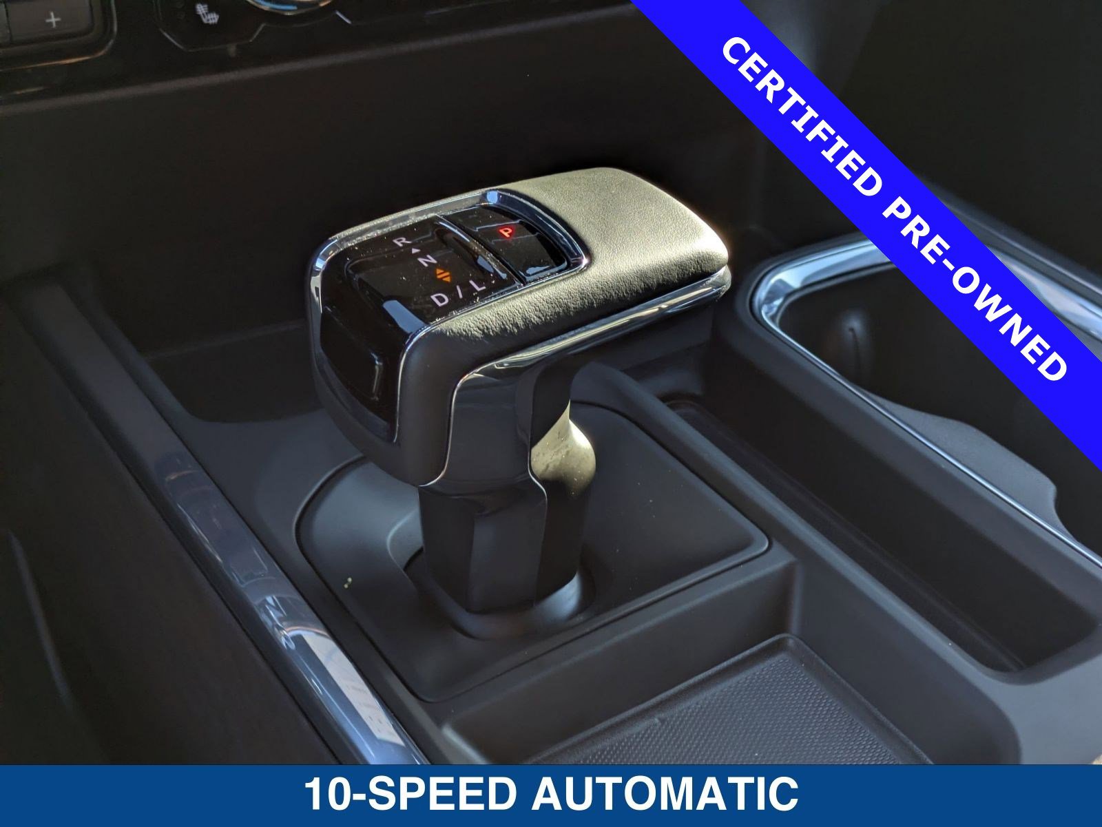 Used 2025 GMC Sierra 1500 SLT image 32