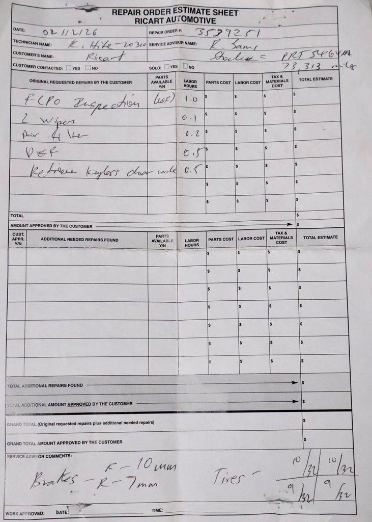 Certified 2023 Ford F350 Lariat w/ Lariat Ultimate Package image 14