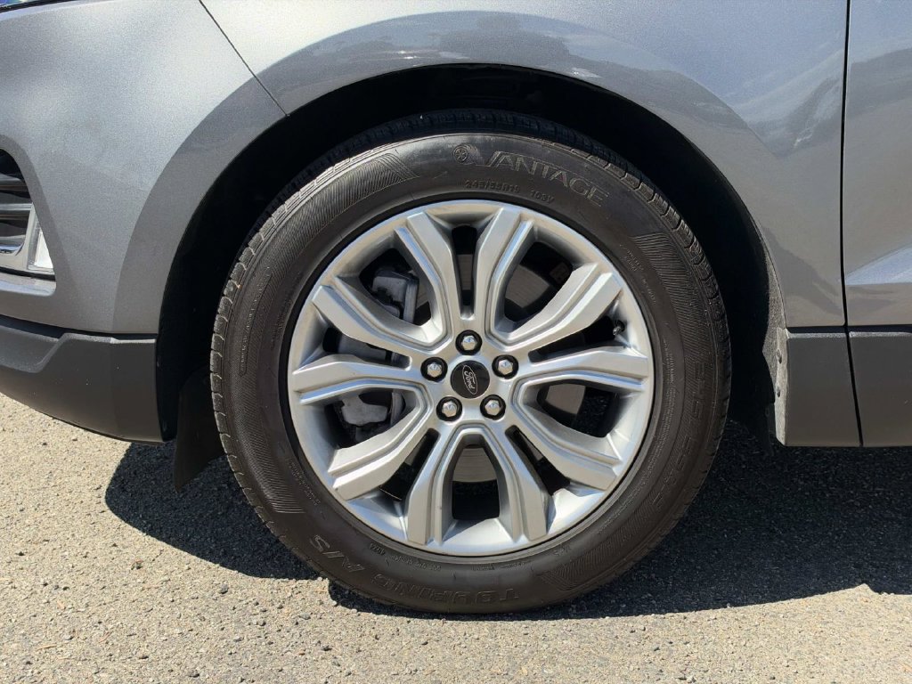 Certified 2023 Ford Edge Titanium AWD/4WD image 29