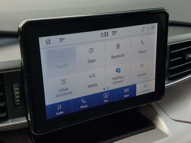 Certified 2023 Ford Explorer XLT w/ Equipment Group 202A image 33