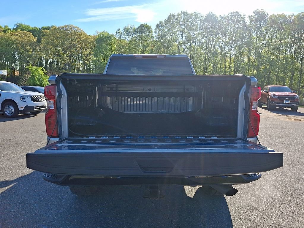 Used 2024 Chevrolet Silverado 2500 Custom w/ Custom Value Package AWD/4WD image 27