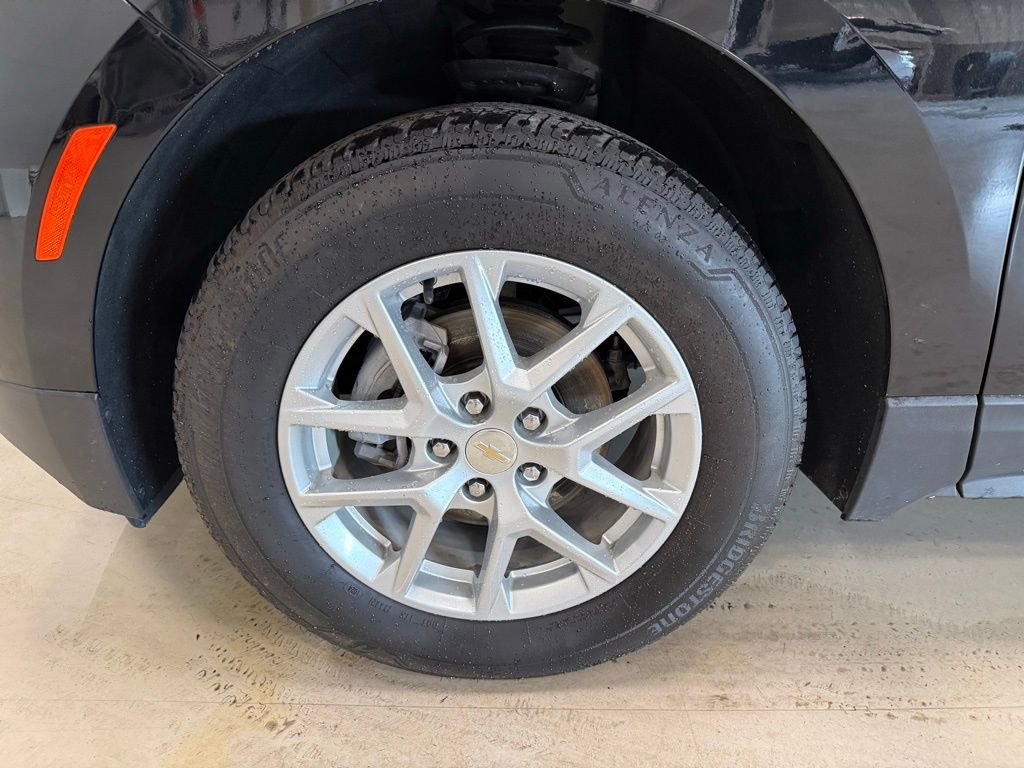 Used 2024 Chevrolet Equinox LT image 12