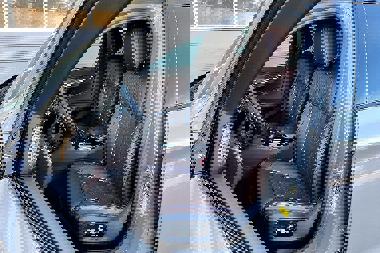 Used 2021 BMW 540i w/ M Sport Package image 11