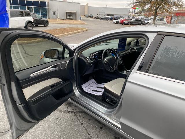 Certified 2020 Ford Fusion SE w/ Equipment Group 151A image 10