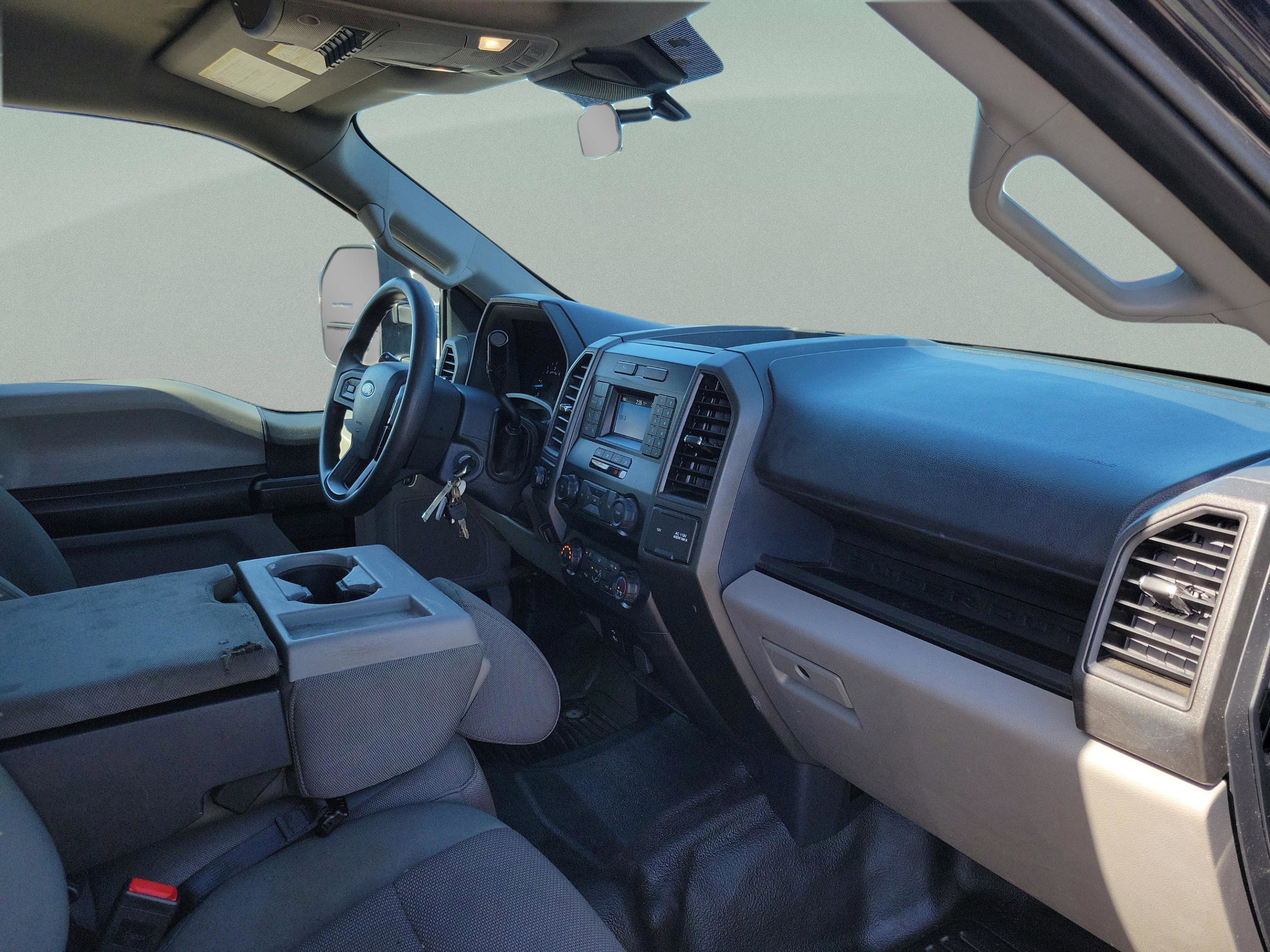 Certified 2022 Ford F350 XL w/ Power Equipment Group image 29