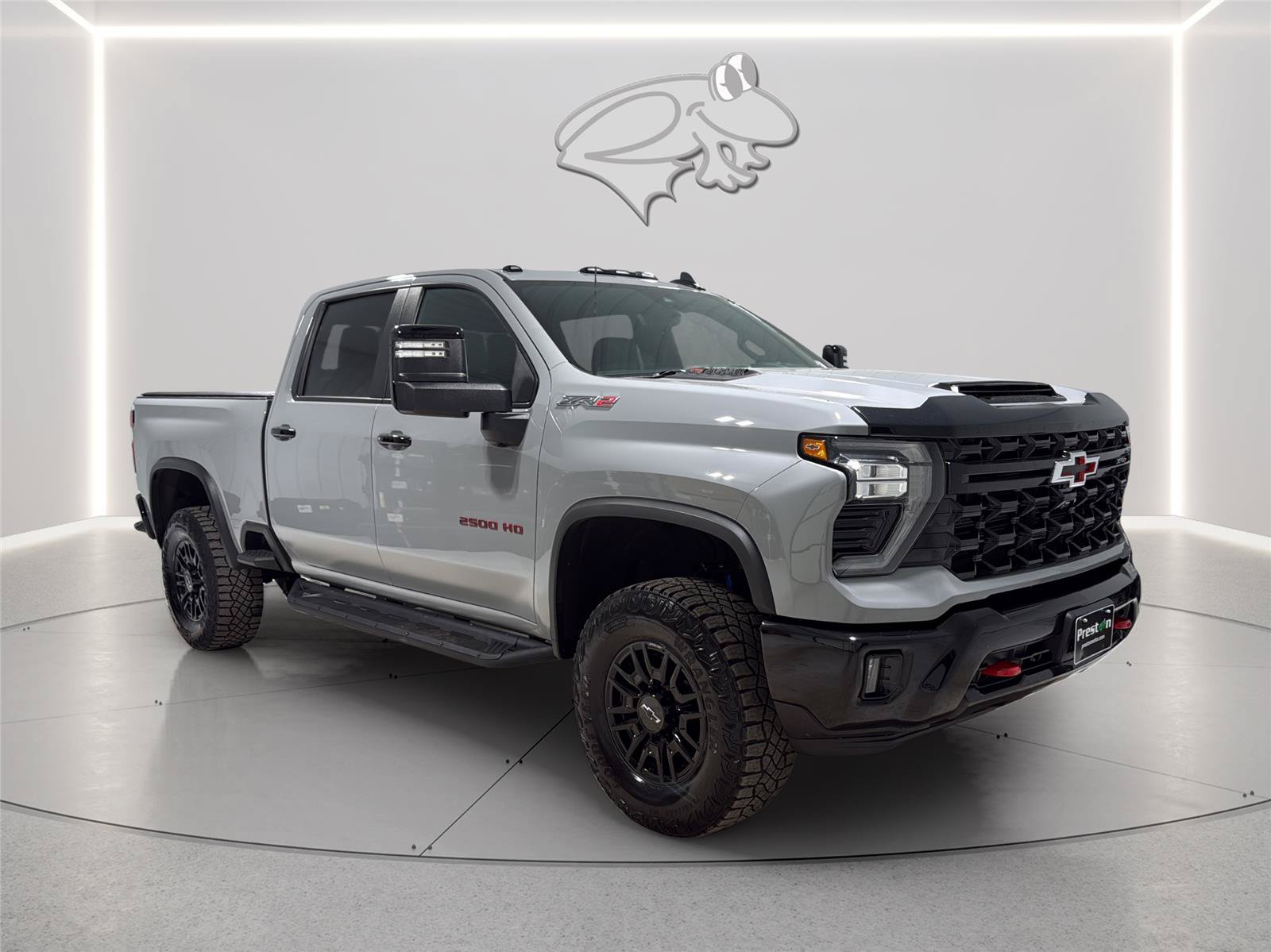 Used 2024 Chevrolet Silverado 2500 ZR2 w/ Technology Package AWD/4WD image 9