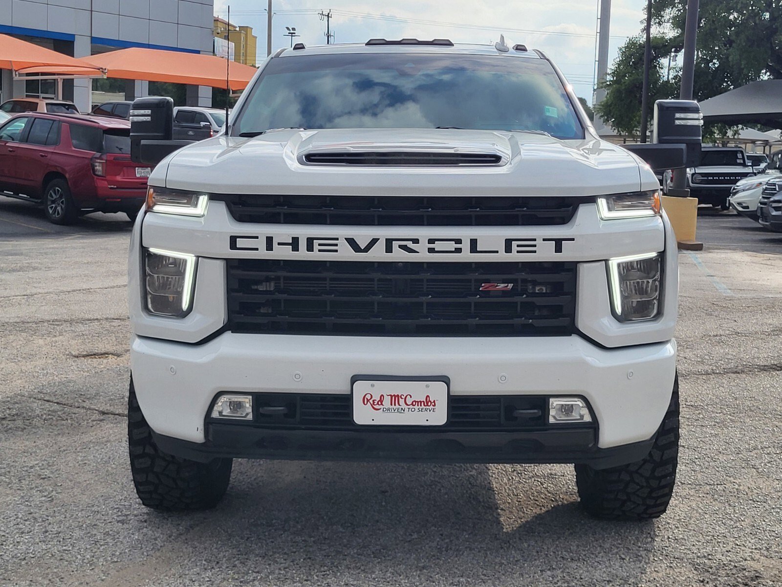 Used 2022 Chevrolet Silverado 2500 LTZ w/ LTZ Plus Package AWD/4WD image 9