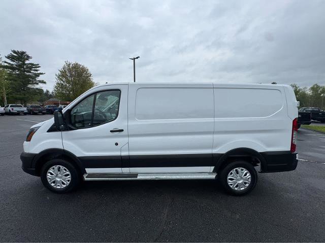 Certified 2025 Ford Transit 250 Low Roof w/ Exterior Upgrade Package RWD image 2