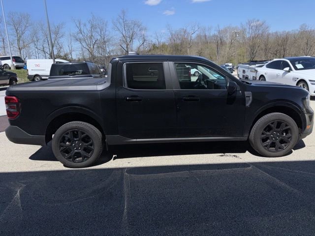 Certified 2025 Ford Maverick Lariat w/ Black Appearance Package AWD/4WD image 13