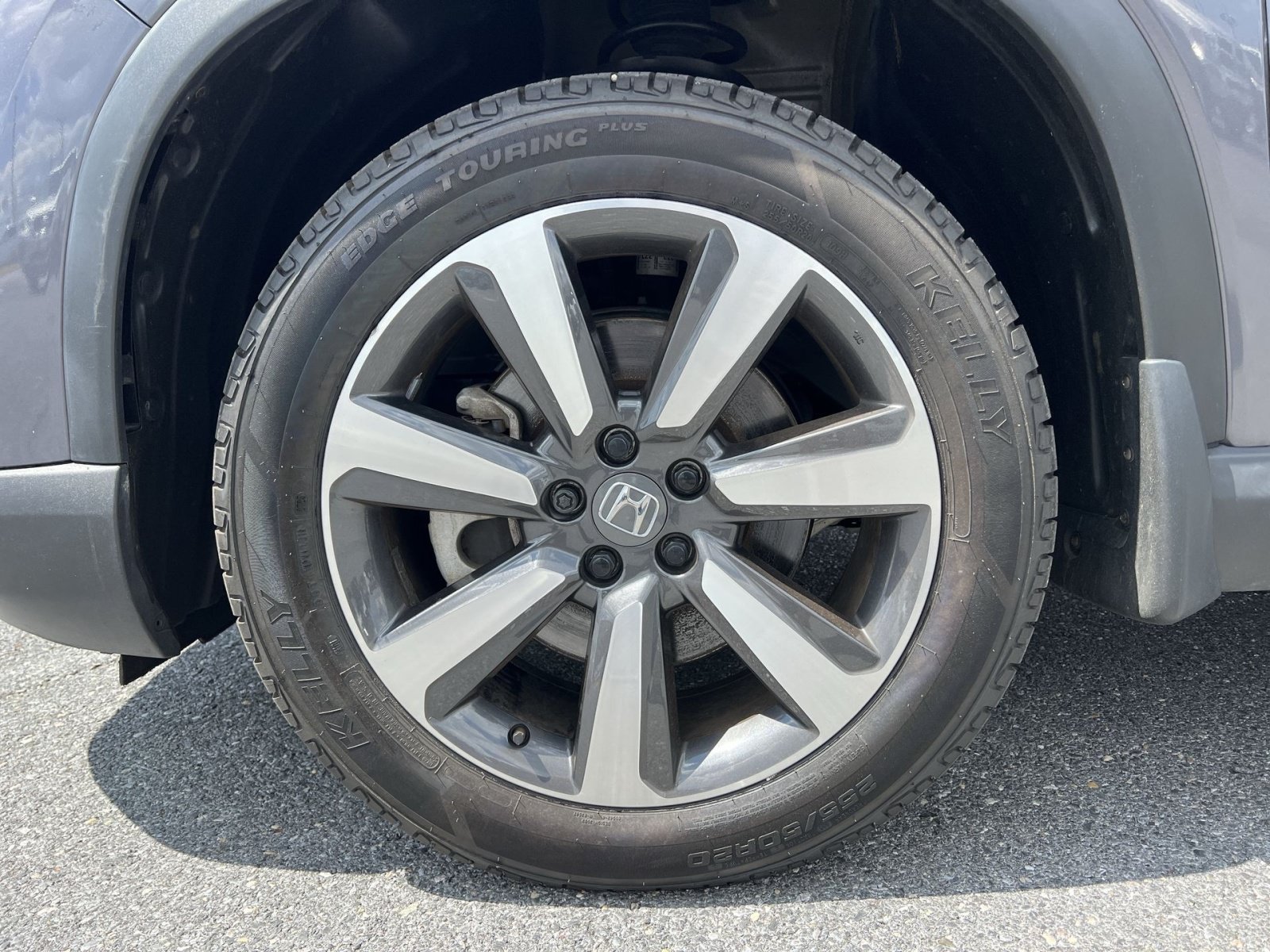 Used 2025 Honda Pilot Touring image 12