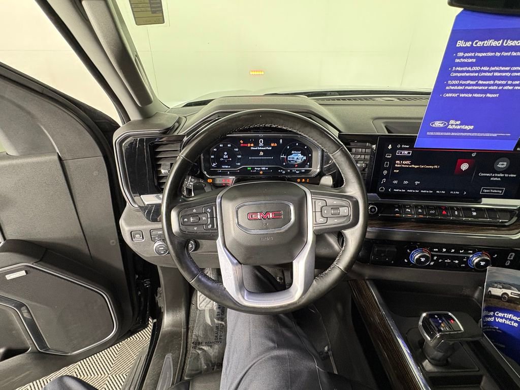 Used 2023 GMC Sierra 1500 Elevation w/ Elevation Premium Package AWD/4WD image 15
